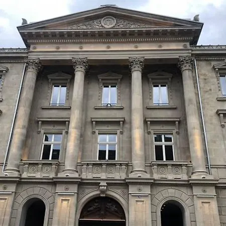 Leonor The 4* Strasburg