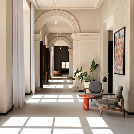 Hotel Leonor The Strasburg