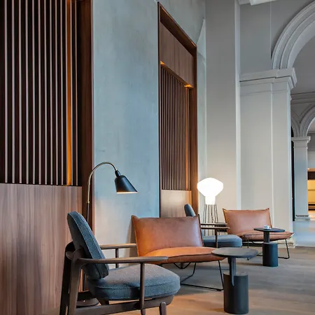 Leonor The Hotel