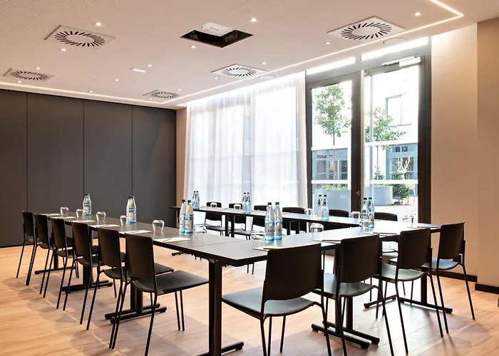 Leonor The By Collection