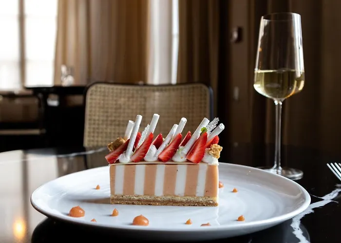 Leonor The By Collection 4*