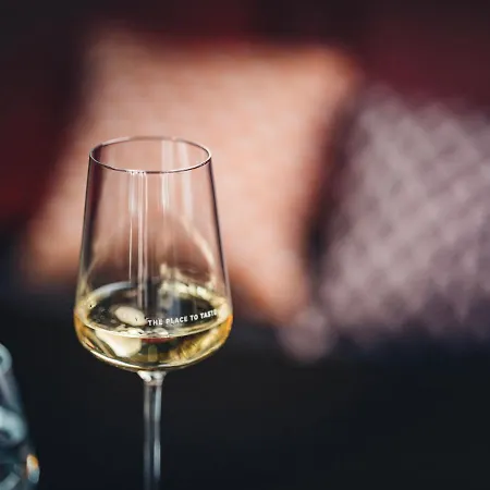 Leonor The 4* Straßburg