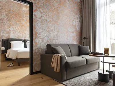 Leonor The Otel